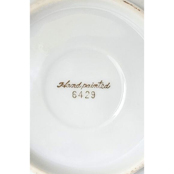 TRINKET DISH-ANDREA BY SADEK-Japan-Gold Outlined Design-Swan-Purple-Scalloped - Picture 8 of 12